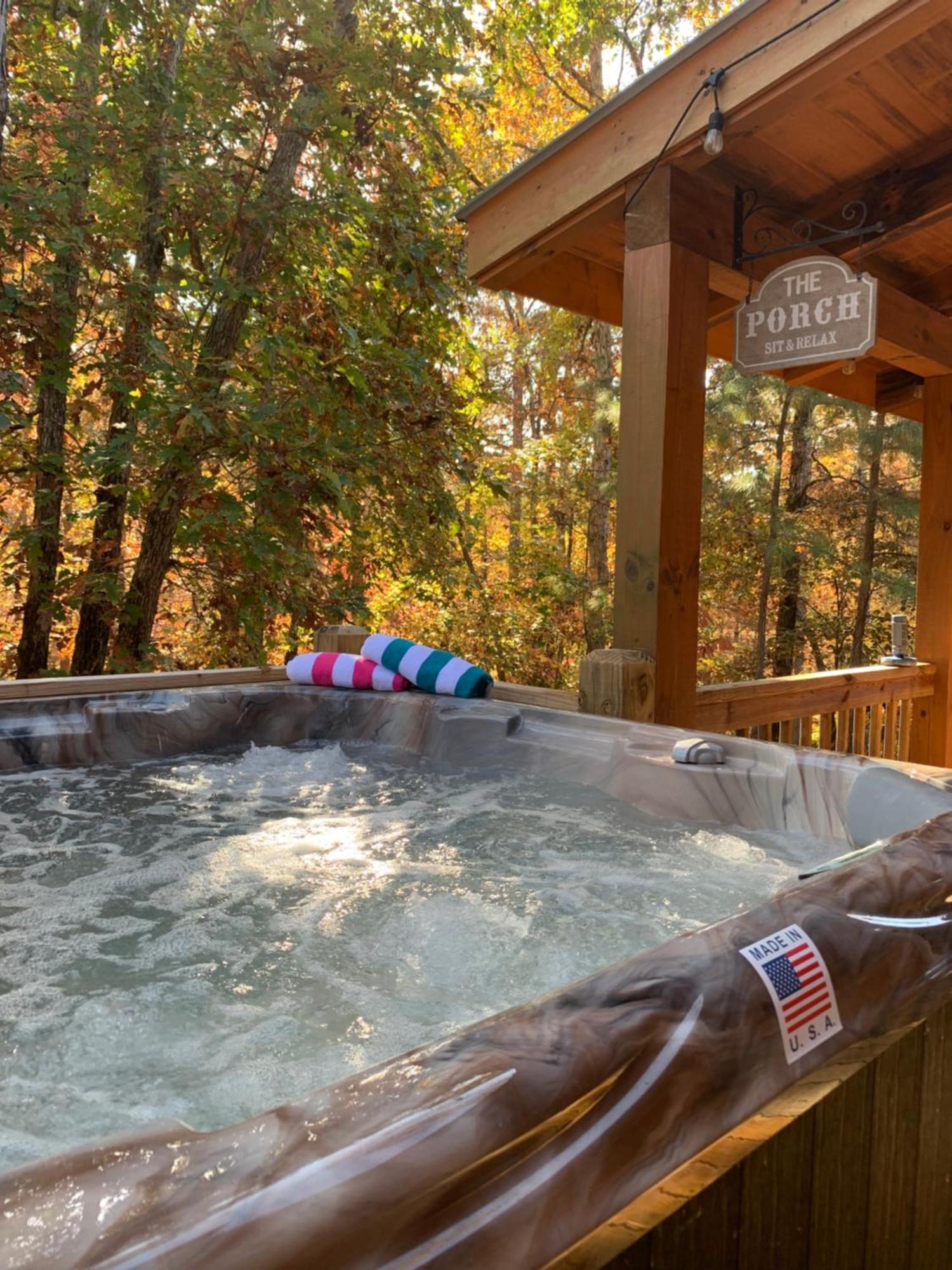 אלייז'ה Hot-Tub 6 Seater, Fire-Pit, Master King Bed, Wineries, Pickleball, Resort Amenities מראה חיצוני תמונה